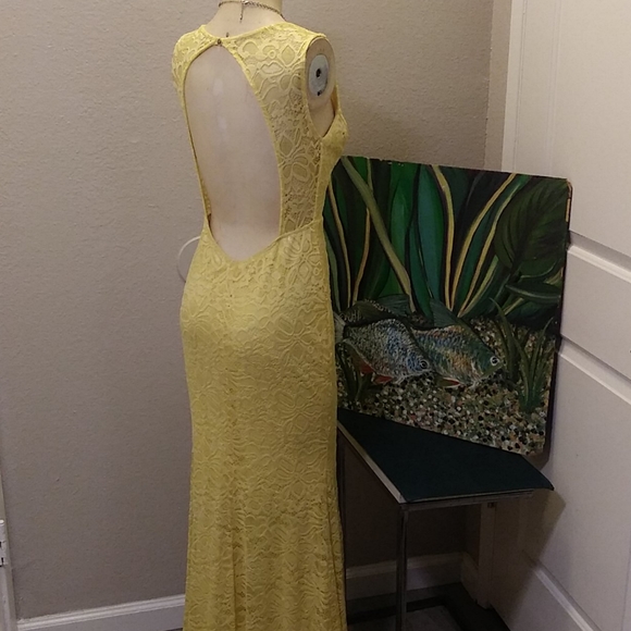 Sunny Yellow Occasional Dress - Picture 6 of 10